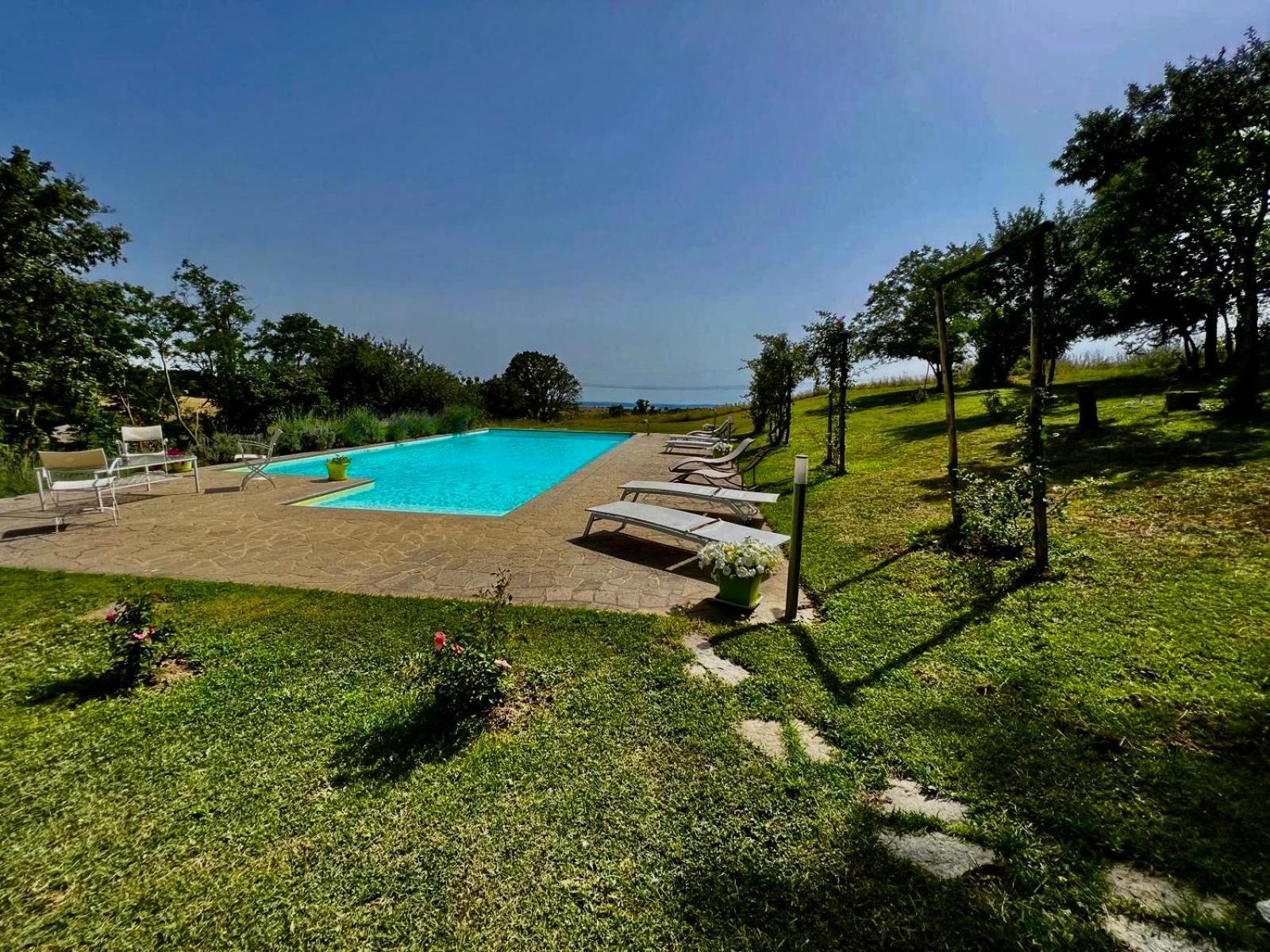 مبيت وإفطار بولسينا Collina Blu المظهر الخارجي الصورة